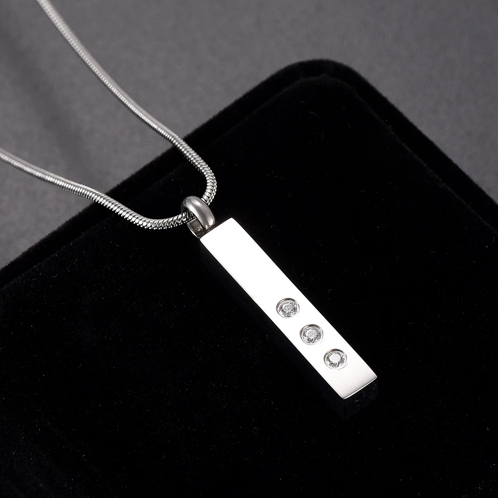 IJD9905 Inlay Crystal Stainless Steel Cremation Keepsake Pendant for Ashes Urn Memorial Souvenir Necklace Jewelry
IJD9905 Inlay Crystal Stainless Steel Cremation Keepsake Pendant for Ashes Urn Memorial Souvenir Necklace Jewelry