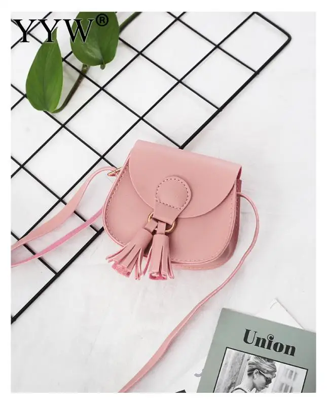 New Children Messenger Bag Korean Retro Tassels Princess Mini Cute Crossbody Bag for Children Girls Kids Women Shoulder Bag
New Children Messenger Bag Korean Retro Tassels Princess Mini Cute Crossbody Bag for Children Girls Kids Women Shoulder Bag