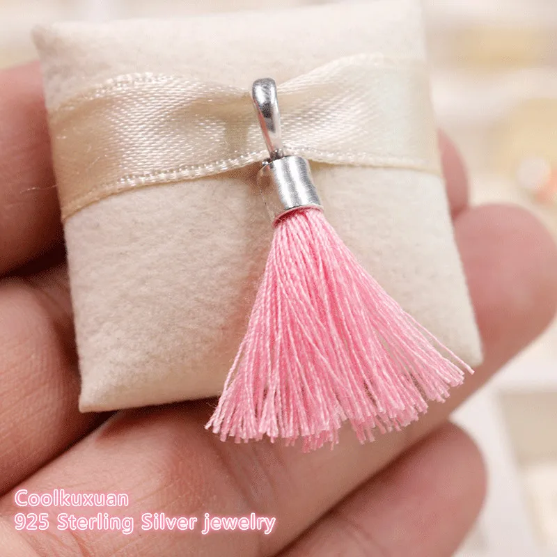 Summer 925 Sterling Silver Bright Pink Fabric Tassel Dangle Charm Beads Fit Original Pandora Charms Bracelet DIY jewelry
Summer 925 Sterling Silver Bright Pink Fabric Tassel Dangle Charm Beads Fit Original Pandora Charms Bracelet DIY jewelry