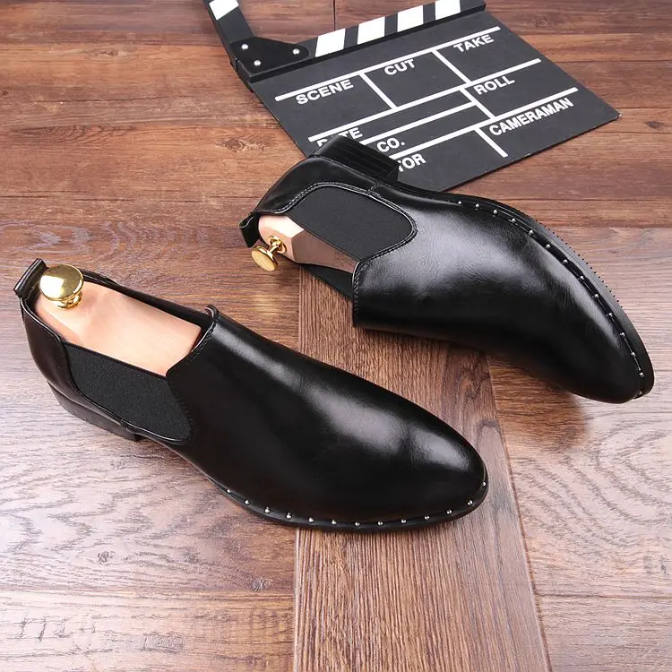 Black Soft leather Flats Handmade Spring Fall Driving Loafers Shoes Cozy Leisure Breathable Shoes Men Rivets Boats 2018 New Hot
Black Soft leather Flats Handmade Spring Fall Driving Loafers Shoes Cozy Leisure Breathable Shoes Men Rivets Boats 2018 New Hot