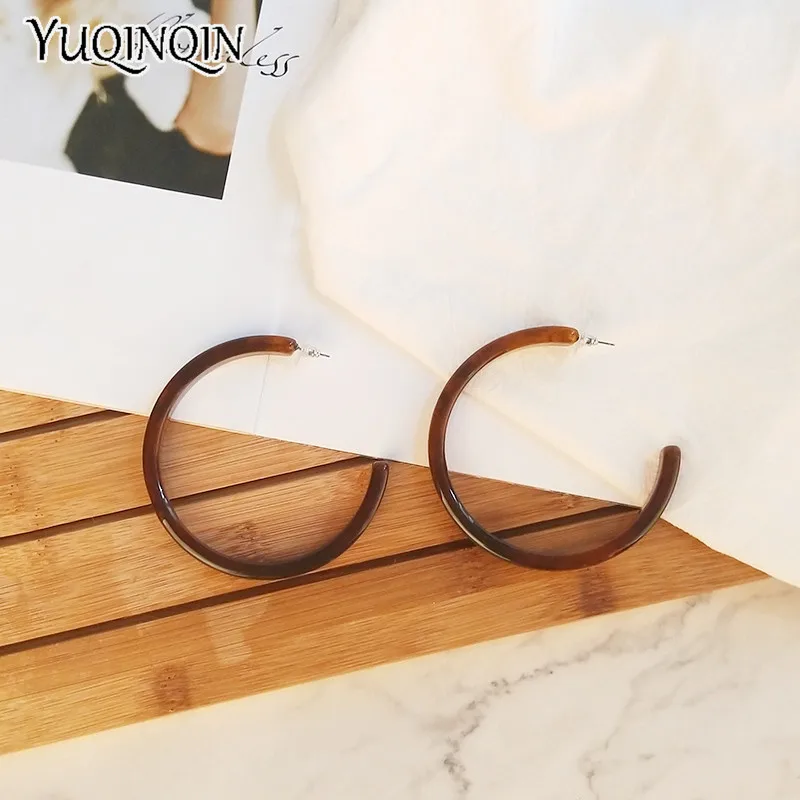 Classic Fashion Acrylic Drop Earrings for Women New Statement Big Circle Geometric Resin Dangling Earring Jewelry Party Brincos
Classic Fashion Acrylic Drop Earrings for Women New Statement Big Circle Geometric Resin Dangling Earring Jewelry Party Brincos