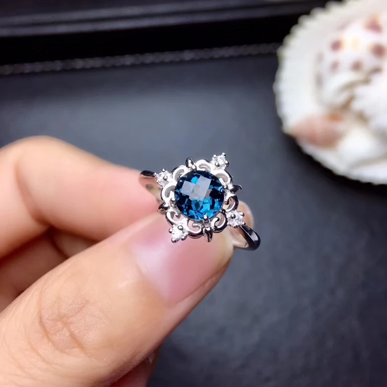 Fashion Hollowing square S925 silver natural blue topaz gem ring natural gemstone ring woman girl weddings party gift jewelry
Fashion Hollowing square S925 silver natural blue topaz gem ring natural gemstone ring woman girl weddings party gift jewelry