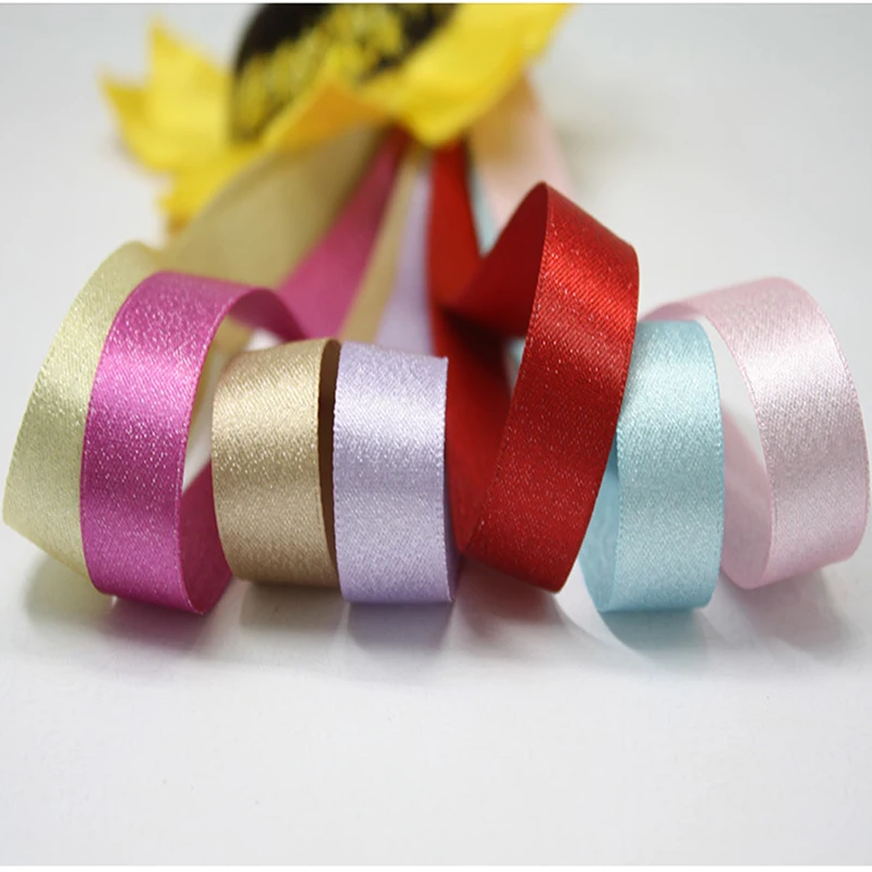 20 yards 9mm fasion glitter silver satin ribbon shiny polyester silk ribbon decoration wrapping band
20 yards 9mm fasion glitter silver satin ribbon shiny polyester silk ribbon decoration wrapping band