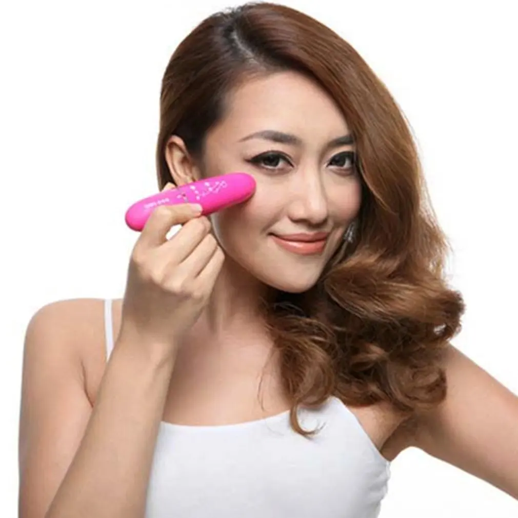 Mini Portable Electric Eye Vibration Massage Pen Tighten lift Skin Improve Eye Edema Dullness Dark Circles Eyes Bags Massager
Mini Portable Electric Eye Vibration Massage Pen Tighten lift Skin Improve Eye Edema Dullness Dark Circles Eyes Bags Massager