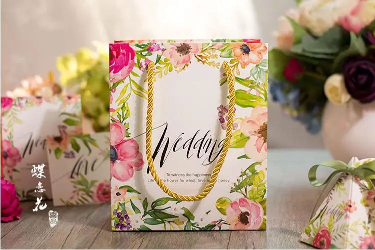 30Pcs/Lot PASAYIONE Creative Wedding Gift Bag Colorful Floral Paper Candy Bag With Handle Wedding Party Decoration Tableware Dec
30Pcs/Lot PASAYIONE Creative Wedding Gift Bag Colorful Floral Paper Candy Bag With Handle Wedding Party Decoration Tableware Dec