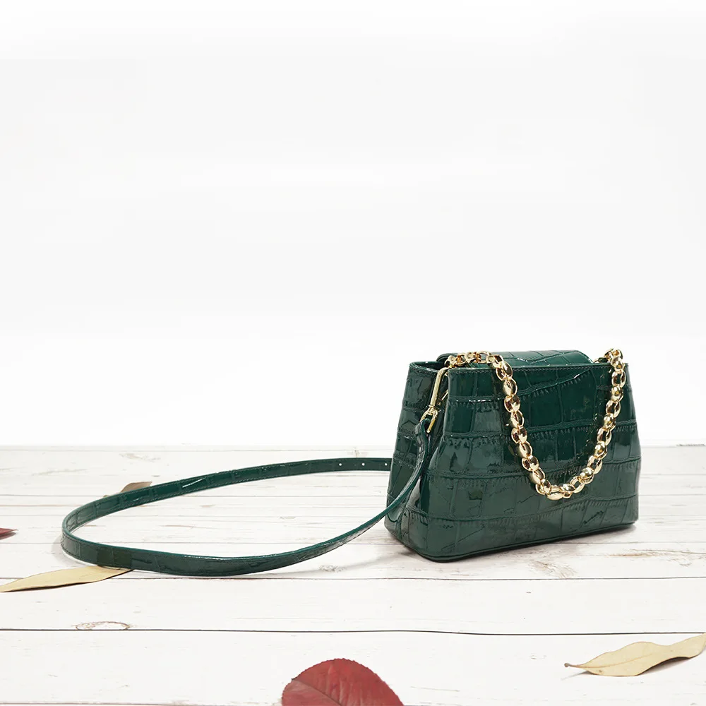 Bucket bag female animal print alligator crocodile leather totes handbag women classic vintage retro stylish beach summer bag
Bucket bag female animal print alligator crocodile leather totes handbag women classic vintage retro stylish beach summer bag