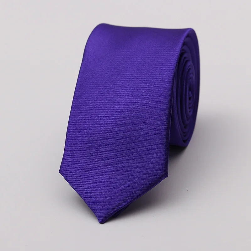 Narrow version of pure color tie Fashion leisure simple neckties 5cm Universal tie for men and women
Narrow version of pure color tie Fashion leisure simple neckties 5cm Universal tie for men and women