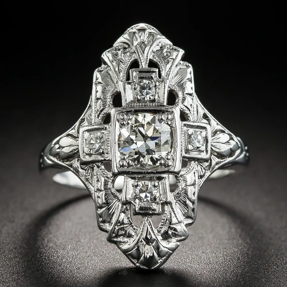 Huitan New Baroque Ring Luxury Crystal CZ Women Ring Square Huge Cool Stylish Female Jewelry Personality Accessory For Girl
Huitan New Baroque Ring Luxury Crystal CZ Women Ring Square Huge Cool Stylish Female Jewelry Personality Accessory For Girl