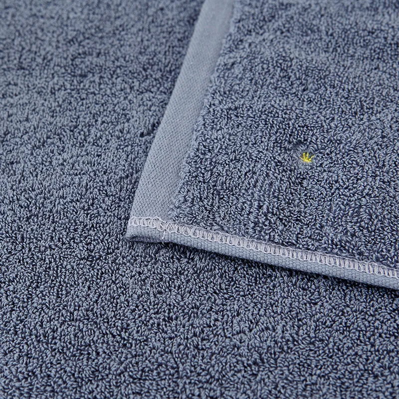 LREA 1pc cartoon sky Pure and fresh style bath towel 100% cotton material Soft and comfortable Protect your skin 70x140cm
LREA 1pc cartoon sky Pure and fresh style bath towel 100% cotton material Soft and comfortable Protect your skin 70x140cm