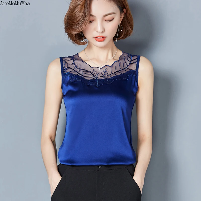 AreMoMuWha 2019 Summer New Korean Satin Camisole Vest Tops Wearing Mesh Small Shirt Large Size Lace Bottoming Shirt MH195
AreMoMuWha 2019 Summer New Korean Satin Camisole Vest Tops Wearing Mesh Small Shirt Large Size Lace Bottoming Shirt MH195