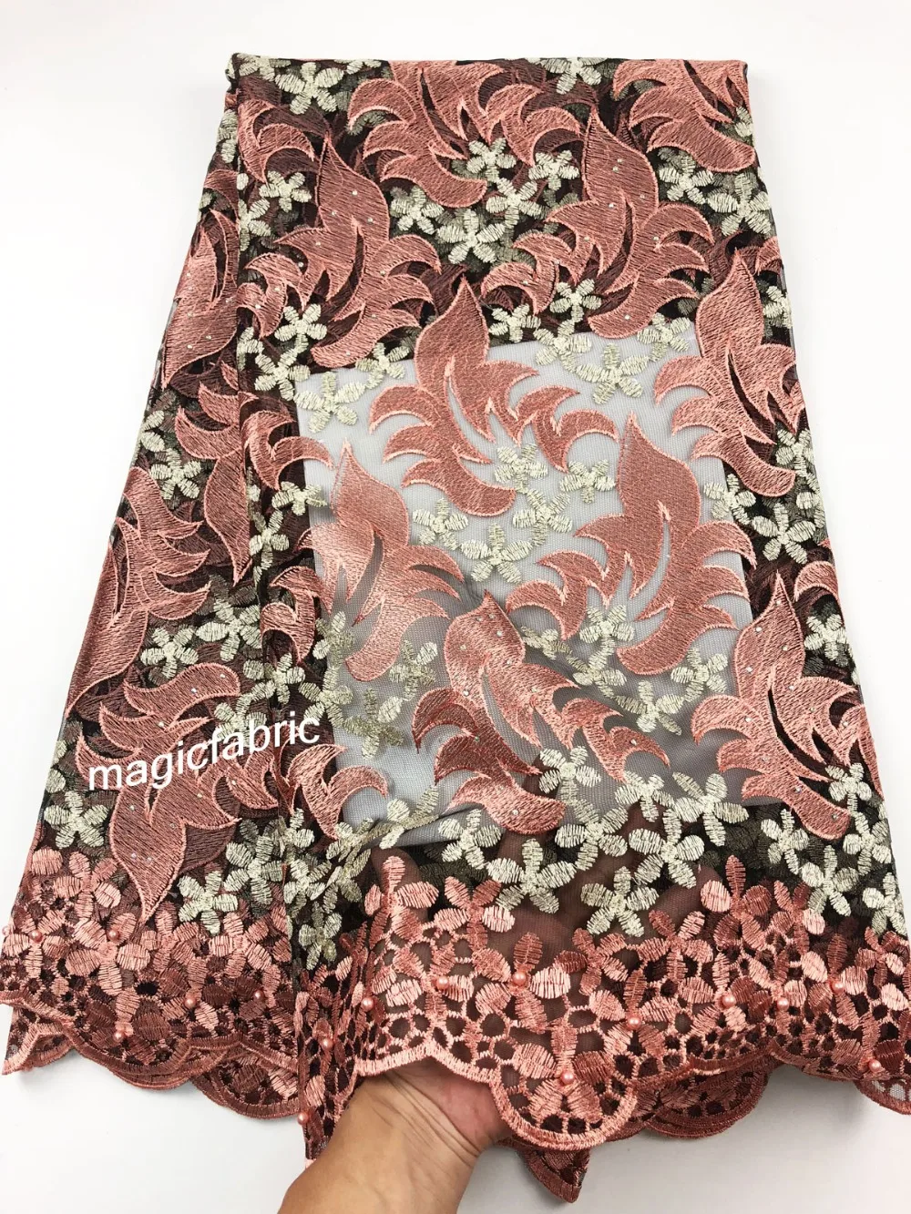2019 latest lace fabric high quality african 3d flower mesh lace fabric french tulle net lace fabric for dress CHY18128
2019 latest lace fabric high quality african 3d flower mesh lace fabric french tulle net lace fabric for dress CHY18128