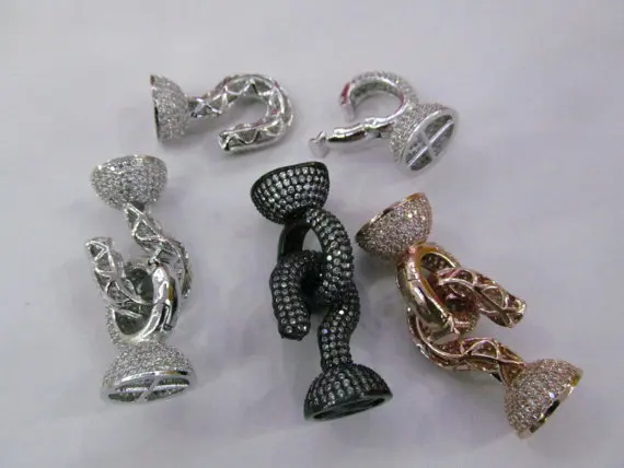 2pcs 30-50mm Link Connector CZ Micro Pave Diamond paved Clasps Jewelry findings Micro Pave round rose gold gunmetal silver findi
2pcs 30-50mm Link Connector CZ Micro Pave Diamond paved Clasps Jewelry findings Micro Pave round rose gold gunmetal silver findi