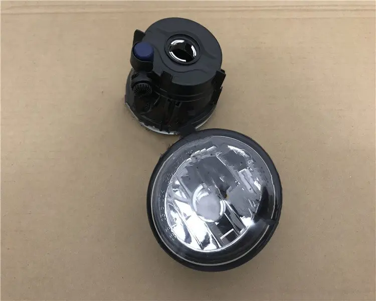 eOsuns Front bumper light Front fog lamp for BMW 7 series X6 E71 E72 3.0 3.5 4.0 5.0 2007-2013
eOsuns Front bumper light Front fog lamp for BMW 7 series X6 E71 E72 3.0 3.5 4.0 5.0 2007-2013