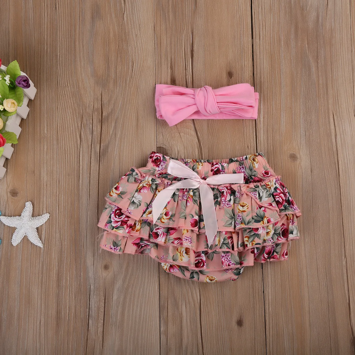 Newborn Kids Baby Girls Infant Kids Floral Clothing Sets Cotton Romper Tops Ruffles Pants Shorts 3Pcs Outfits Summer Clothes Set
Newborn Kids Baby Girls Infant Kids Floral Clothing Sets Cotton Romper Tops Ruffles Pants Shorts 3Pcs Outfits Summer Clothes Set
