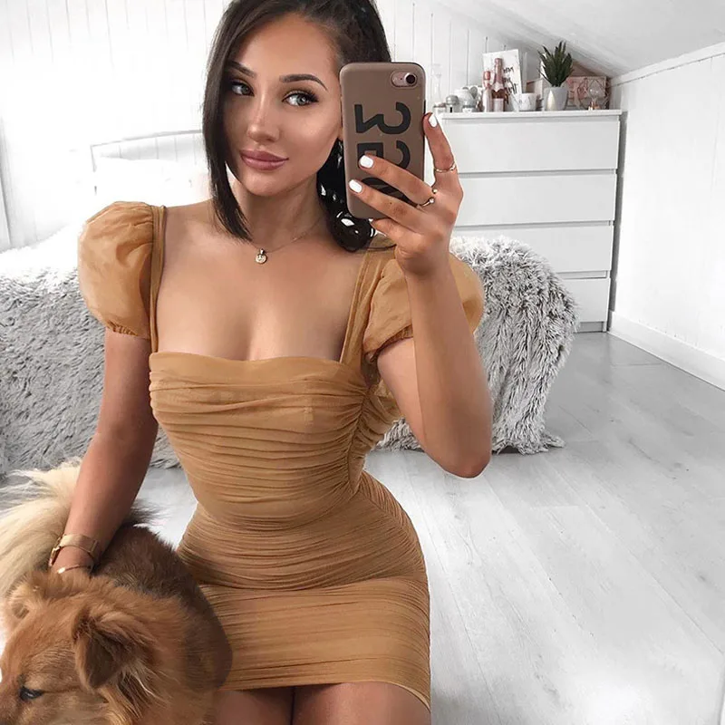 New women's mesh dress sexy perspective pleated lantern sleeve dress club party backless chest slim dress
New women's mesh dress sexy perspective pleated lantern sleeve dress club party backless chest slim dress