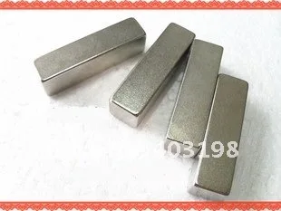 5 шт. супер мощный N35 NdFeB магнит неодимовые магниты F60 * 20*5 мм/бесплатная доставка
5 шт. супер мощный N35 NdFeB магнит неодимовые магниты F60 * 20*5 мм/бесплатная доставка