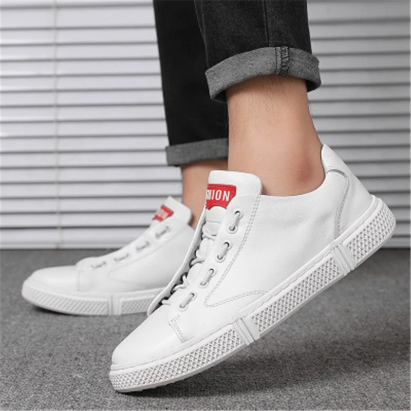 High-end brand Men Flats Vulcanized Shoe Outdoor Zapatos De Hombre Black Zapatillas Fashion Men Casual Shoes PU Leather Sneakers
High-end brand Men Flats Vulcanized Shoe Outdoor Zapatos De Hombre Black Zapatillas Fashion Men Casual Shoes PU Leather Sneakers