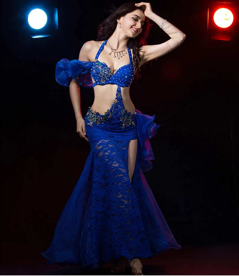 NEW style women belly dance performance clothes luxury bra+skirt(with underwear) 2pcs belly dancing suit girls dancing clothing
NEW style women belly dance performance clothes luxury bra+skirt(with underwear) 2pcs belly dancing suit girls dancing clothing