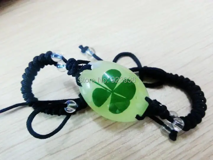 PAIR NEW REAL four leaf clover GLOW BRACELET INSECT BANGLE TAXIDERMY Saint Valentine's GF LOVERS GIFT GL01
PAIR NEW REAL four leaf clover GLOW BRACELET INSECT BANGLE TAXIDERMY Saint Valentine's GF LOVERS GIFT GL01