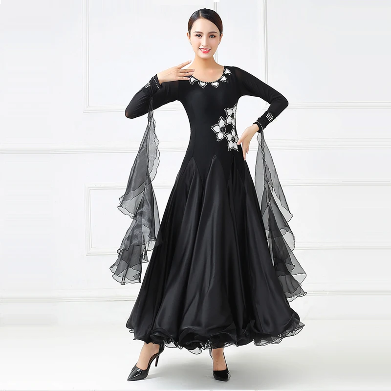 2019 new modern dance dress black big dress long skirt ballroom dance ballroom dance performance High-End Custom
2019 new modern dance dress black big dress long skirt ballroom dance ballroom dance performance High-End Custom