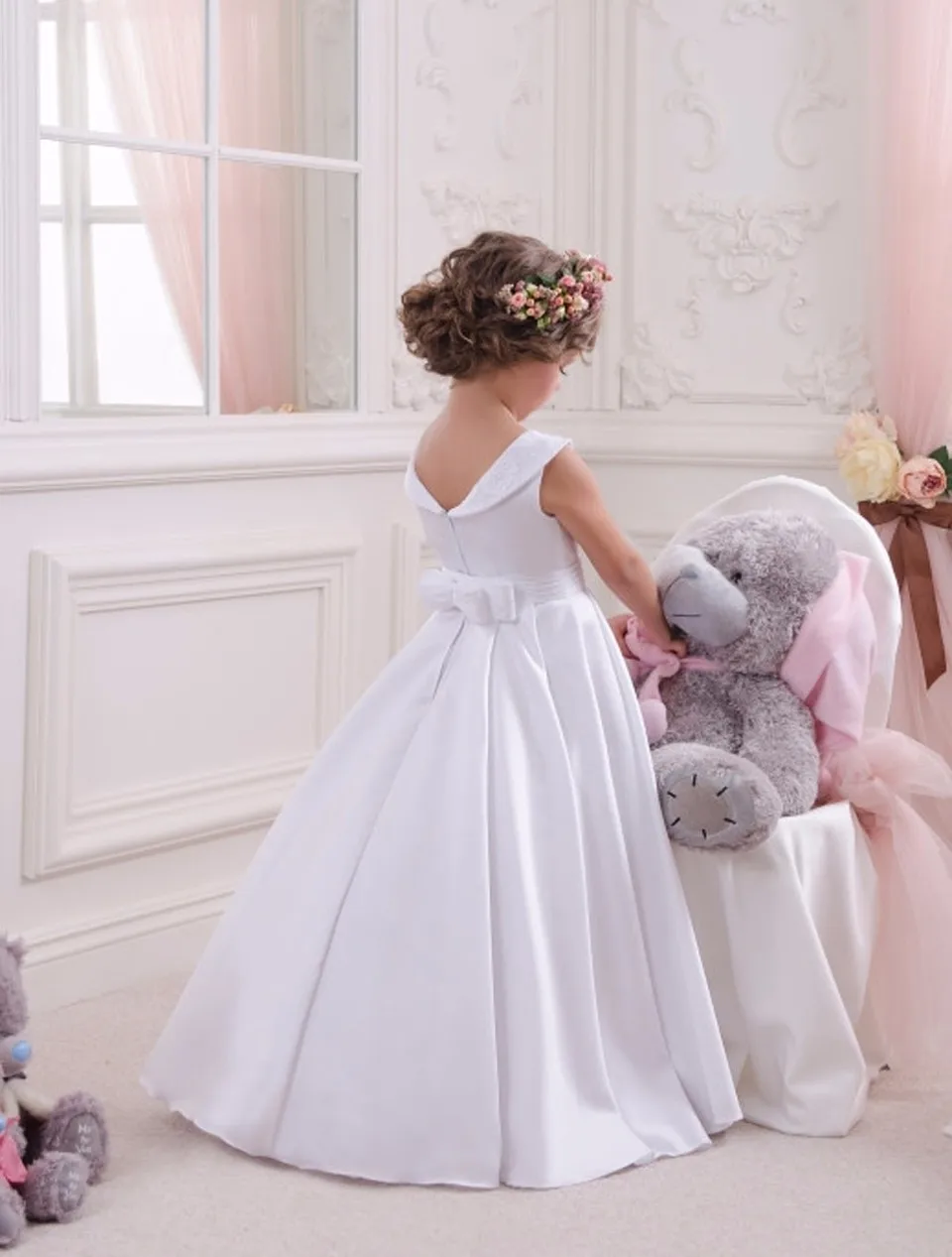 Little Flower Girl Dresses Crew Neckline with Collar Lace Appliques A Line White Girls First Communion Pageant Dress 2018 | Свадьбы и