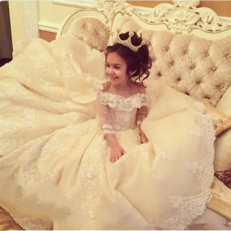 Sweet Flower Girl Dresses For Weddings Ball Gown 3/4 Sleeves Lace Beaded First Communion Dresses For Little Girls
Sweet Flower Girl Dresses For Weddings Ball Gown 3/4 Sleeves Lace Beaded First Communion Dresses For Little Girls