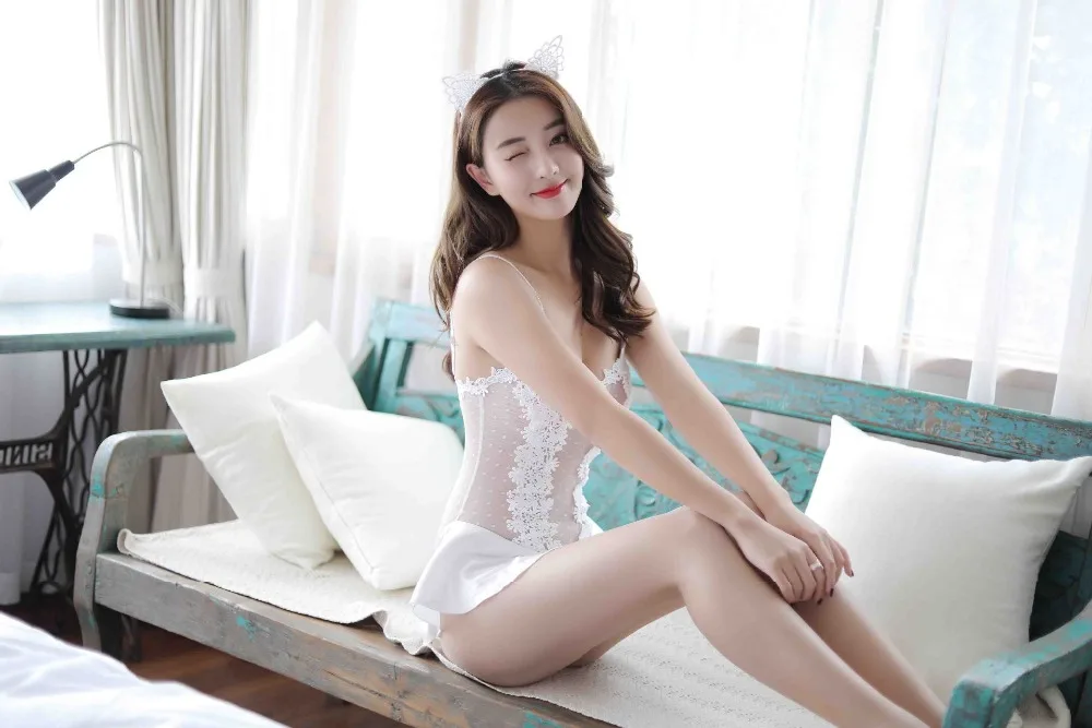 New Summer Sexy Cute Dot Sexy lingerie Siamese princess skirt White Sexy Strap Short Skirt Sexy
New Summer Sexy Cute Dot Sexy lingerie Siamese princess skirt White Sexy Strap Short Skirt Sexy
