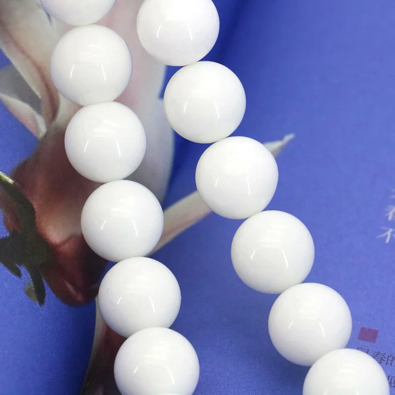 Hot 14mm White tridacna stone round loose beads 15inches 2 piece/lot DIY suitable for women to make jewelry gifts wholesale
Hot 14mm White tridacna stone round loose beads 15inches 2 piece/lot DIY suitable for women to make jewelry gifts wholesale