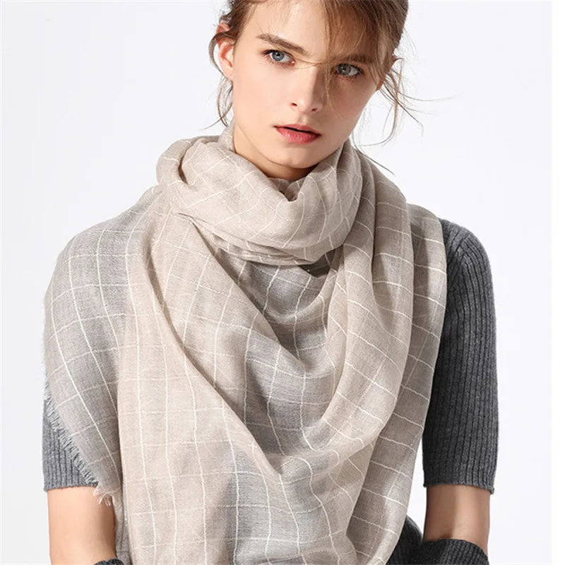 new fashion 100%goat cashmere women plaid thin scarfs shawl pashmina 90x200cm small tassel grey 6color
new fashion 100%goat cashmere women plaid thin scarfs shawl pashmina 90x200cm small tassel grey 6color