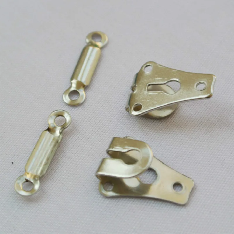 2 Sets Garment Hook and Eye Metal Alloy Clothing Accessories Pants Skirts Buckle DIY Trousers Dress Hook About 1.5 cm x 1.9 cm
2 Sets Garment Hook and Eye Metal Alloy Clothing Accessories Pants Skirts Buckle DIY Trousers Dress Hook About 1.5 cm x 1.9 cm