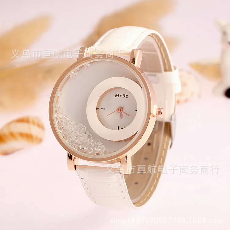 2021 New Luxury Brand Leather Crystal Quartz Watch Women Ladies Fashion Bracelet Rhineston Wristwatches Clock female
2021 New Luxury Brand Leather Crystal Quartz Watch Women Ladies Fashion Bracelet Rhineston Wristwatches Clock female