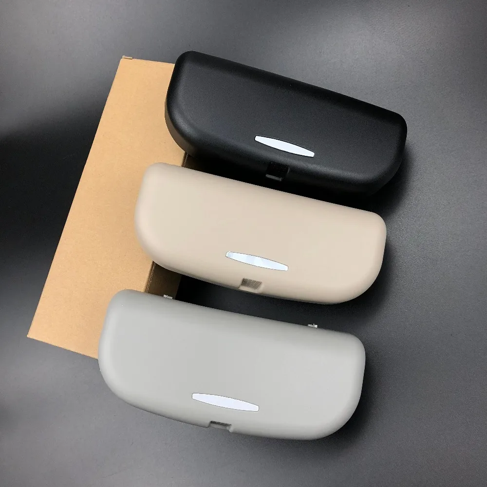 Car Sun visor Glasses Holder Case For Honda CRV Accord Odeysey Crosstour FIT Jazz City Civic JADE Crider Spirior Ciimo Elysion
Car Sun visor Glasses Holder Case For Honda CRV Accord Odeysey Crosstour FIT Jazz City Civic JADE Crider Spirior Ciimo Elysion