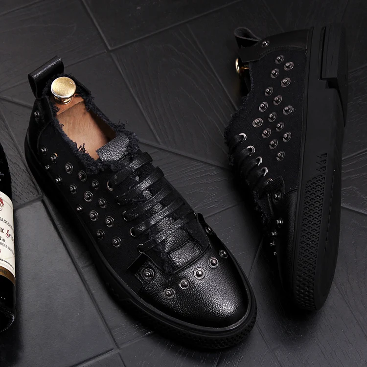 OLOME 2019 New Trend fashion men Casual Comfort shoes denim shoes rivet Loafers Korean personality leisure shoes
OLOME 2019 New Trend fashion men Casual Comfort shoes denim shoes rivet Loafers Korean personality leisure shoes