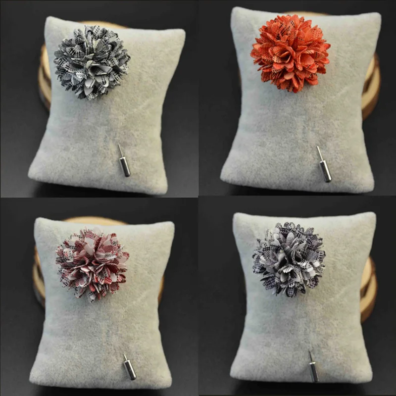 New fashion men brooch flower lapel pin suit boutonniere fabric yarn pin 10 colors button brooches Wholesale for party wedding
New fashion men brooch flower lapel pin suit boutonniere fabric yarn pin 10 colors button brooches Wholesale for party wedding