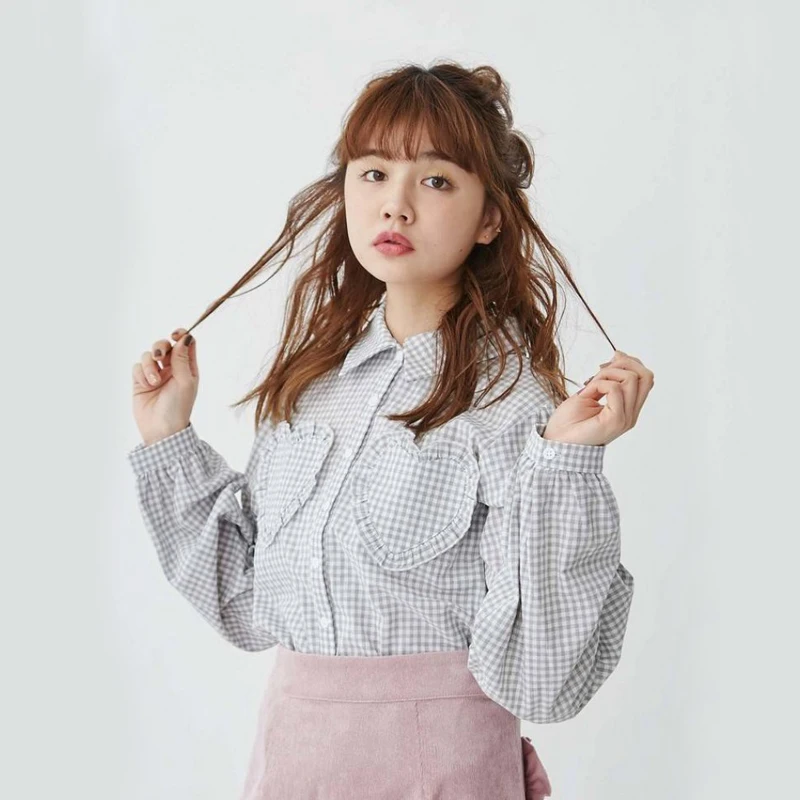 High Quality Sweet Design Women Black Blouse Puff Sleeve Ruffles Turn Down Collar Girl Cotton Shirt Tops White Loose Japan Style
High Quality Sweet Design Women Black Blouse Puff Sleeve Ruffles Turn Down Collar Girl Cotton Shirt Tops White Loose Japan Style