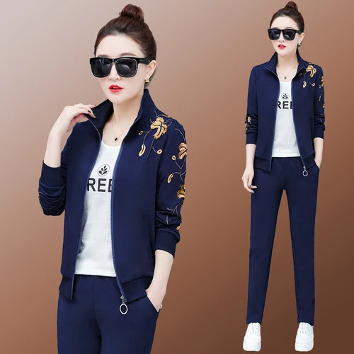 Casual Women 3 Piece Set Top And Pants Korean Tracksuit Leisure Women Three Piece Outfits Women's Tracksuits Conjunto Feminino
Casual Women 3 Piece Set Top And Pants Korean Tracksuit Leisure Women Three Piece Outfits Women's Tracksuits Conjunto Feminino