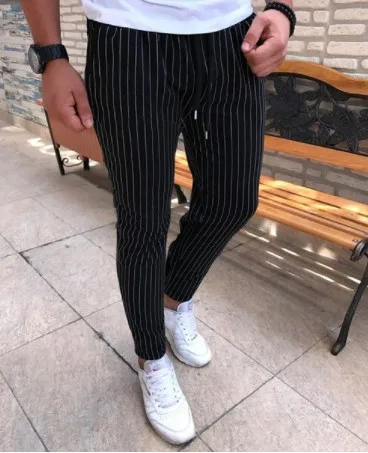 Men England Style Vertical Striped Casual Joggers Pants Elastic Waist Black and White Striped Harem Trousers Man Plus Size
Men England Style Vertical Striped Casual Joggers Pants Elastic Waist Black and White Striped Harem Trousers Man Plus Size