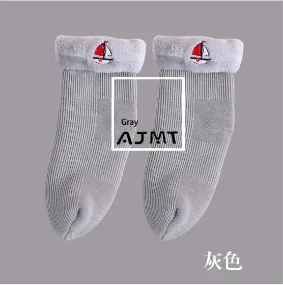 Autumn and winter plus velvet thickening children's socks cartoon embroidery tube child socks snow socks
Autumn and winter plus velvet thickening children's socks cartoon embroidery tube child socks snow socks