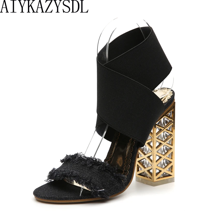 Женские пикантные римские сандалии AIYKAZYSDL 2018, прозрачные туфли на высоком каблуке с вырезами, туфли-лодочки на толстом каблуке с ремешком че...
Женские пикантные римские сандалии AIYKAZYSDL 2018, прозрачные туфли на высоком каблуке с вырезами, туфли-лодочки на толстом каблуке с ремешком че...