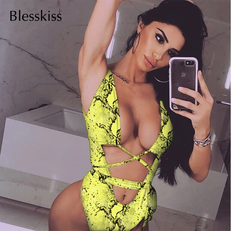 Sexy Monokini Swimsuit Women One Piece 2021 Neon Leopard Snake Bandage Onepiece Thong Swimwear Trikini High Cut Swimming Suit | Спорт и