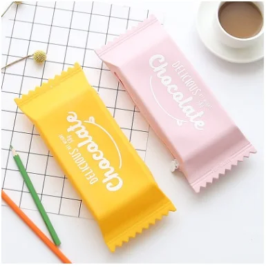6PCS/LOT candy shape Korean girls simple fresh and lovely large student stationery Silica gel bag Pencil bag pen case
6PCS/LOT candy shape Korean girls simple fresh and lovely large student stationery Silica gel bag Pencil bag pen case
