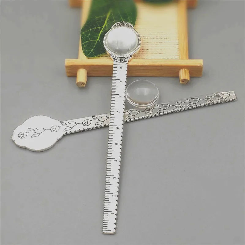10sets/lot Fit 20mm Antique Bronze Alloy ruler Bookmarks diy Cameo base Setting Pendant+Clear Glass Cabochons Beads
10sets/lot Fit 20mm Antique Bronze Alloy ruler Bookmarks diy Cameo base Setting Pendant+Clear Glass Cabochons Beads