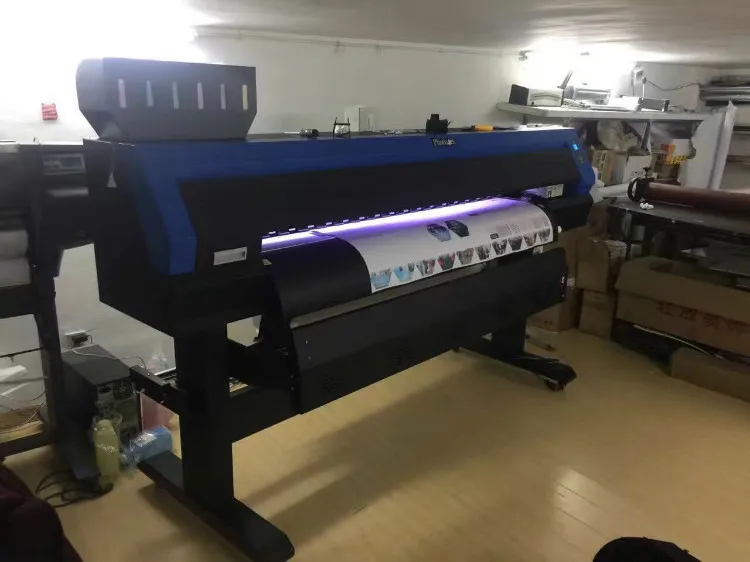 Фото Большой формат 1 8 м эко сольвентный принтер машина с печатающей головкой (купить)