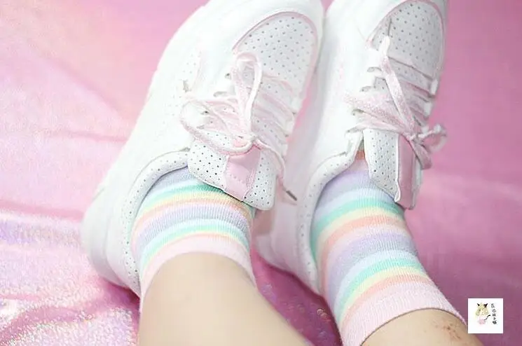 Радужные полосатые розовые милые носки Harajuku для женщин Kawaii эстетические