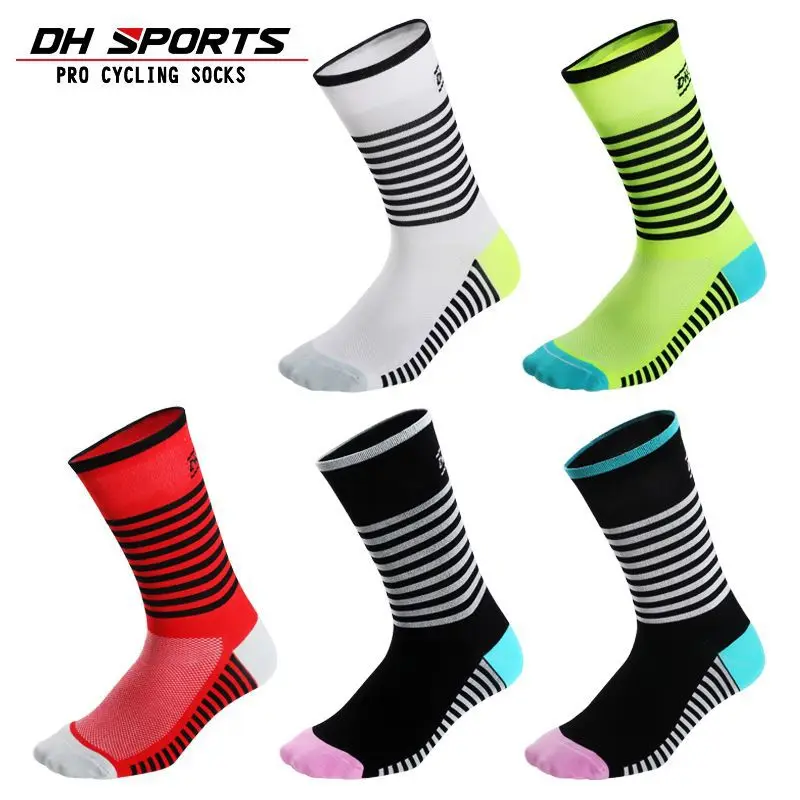 New Professional Sport Socks High quality wicking Football Outdoor Mountain Cycling Socks Compression Bicycle Accessories
New Professional Sport Socks High quality wicking Football Outdoor Mountain Cycling Socks Compression Bicycle Accessories