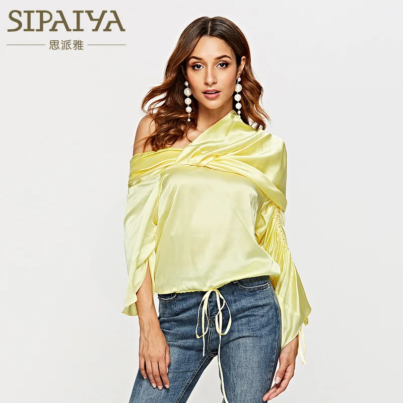 New winter cut off elastic asymmetric silk blouse high-end design sexy shoulder collar shirt female
New winter cut off elastic asymmetric silk blouse high-end design sexy shoulder collar shirt female