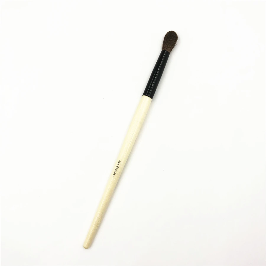 Professional BB Series #06 Long Handle Natural Goat Hair Eye Blender Eyeshadow Highlighter Makeup Brush Cosmetic Tool
Professional BB Series #06 Long Handle Natural Goat Hair Eye Blender Eyeshadow Highlighter Makeup Brush Cosmetic Tool