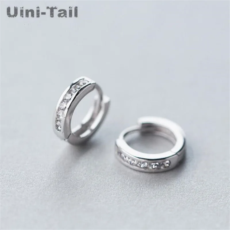Новые популярные серьги Uini-Tail из 925 тибетского серебра, однорядные серьги с микроинкрустацией, Женская корейская мода, дикая Высококачестве...
Новые популярные серьги Uini-Tail из 925 тибетского серебра, однорядные серьги с микроинкрустацией, Женская корейская мода, дикая Высококачестве...