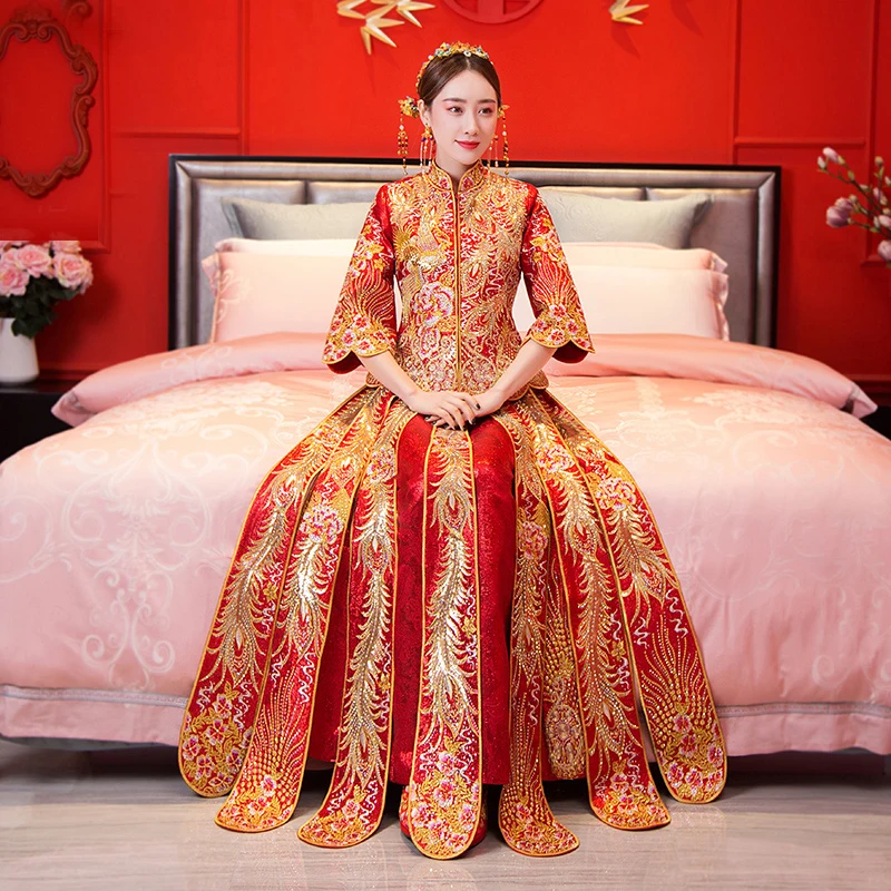 Red Chinese Wedding Bride Cheongsam Traditional Style marry Evening Dress Embroidery Long Qipao Womens Clothing Size S - XXL
Red Chinese Wedding Bride Cheongsam Traditional Style marry Evening Dress Embroidery Long Qipao Womens Clothing Size S - XXL