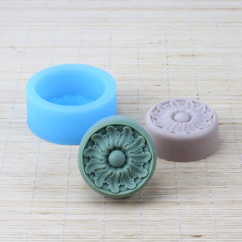 Silicon Soap Mould Essential Oil Handmade Soap Mold Round with Flower Shape Crafts Mold
Silicon Soap Mould Essential Oil Handmade Soap Mold Round with Flower Shape Crafts Mold
